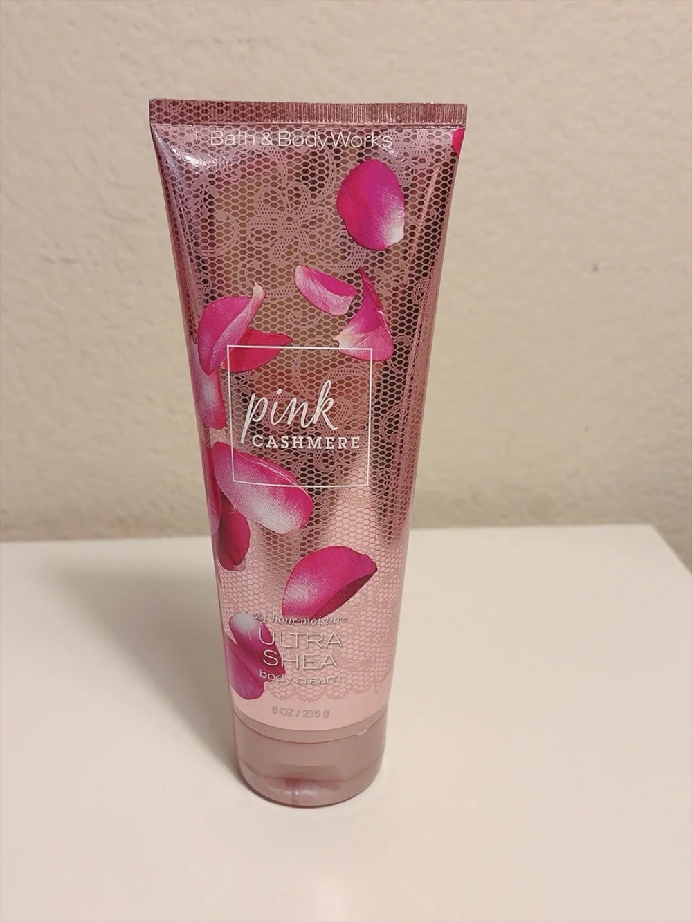 Bath & Body Works Pink Cashmere Ultra Shea Body Cream 8 oz 226g NEW Rare